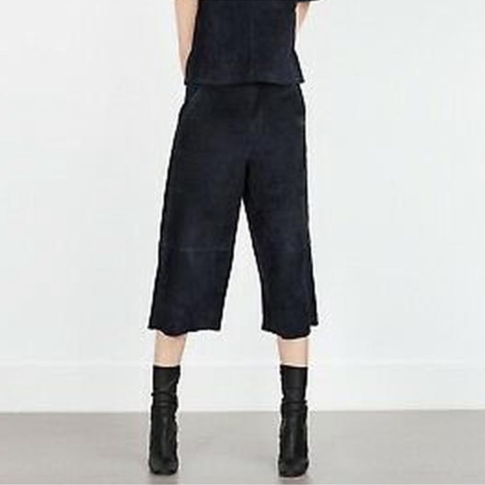 Zara basic suede‎ leather raw hem culottes